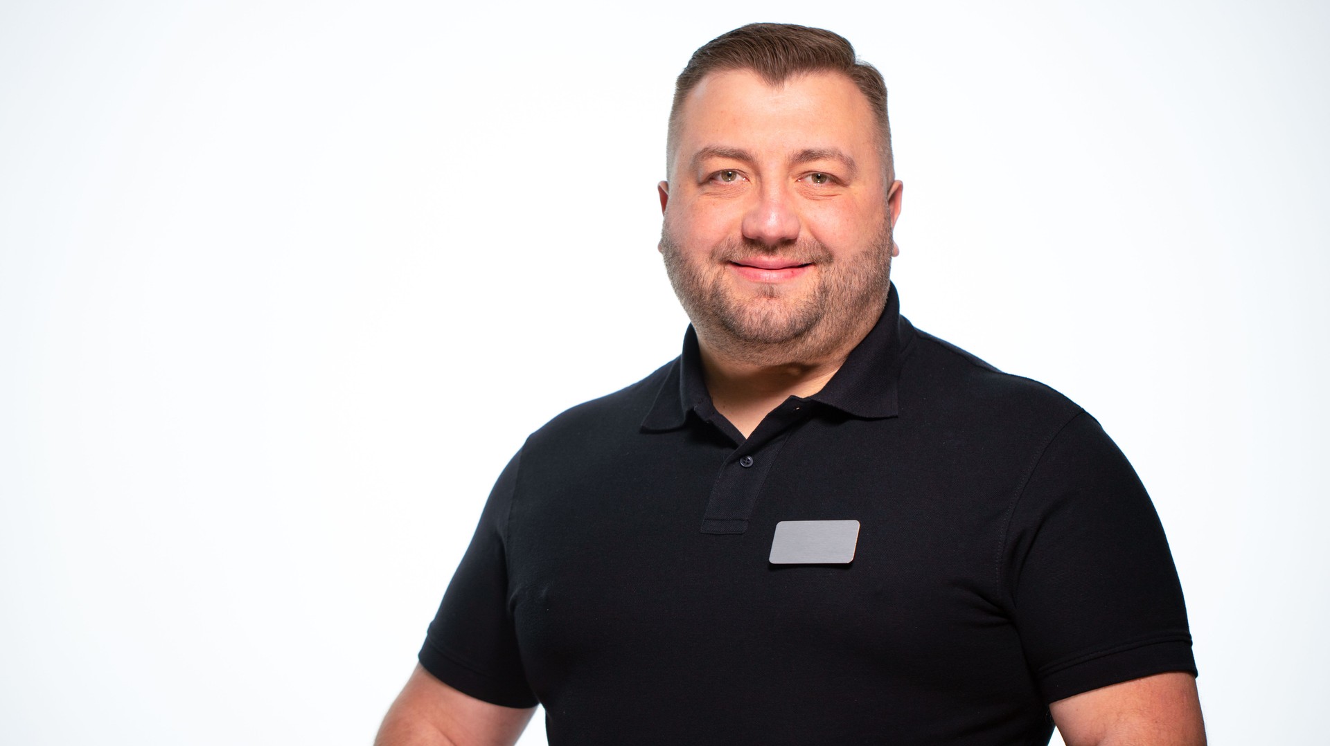 Portrait of happy smiling man